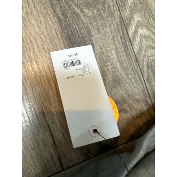 Lane Bryant Ponte Ankle Mid-Rise Pants Size 30/32 Gray - Picture 6 of 7